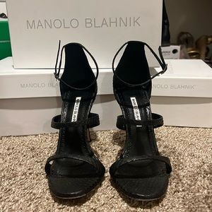 Manolo Blahnik black snakeskin heels size 39